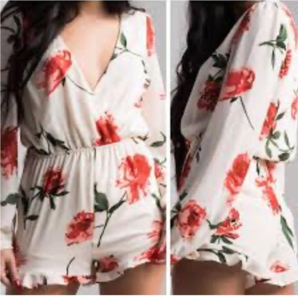 Emory Park (Nordstrom) Cream Floral Longsleeve Romper with Ruffle